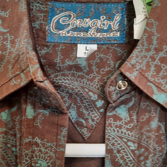 Clothes - Picture 2 of 2